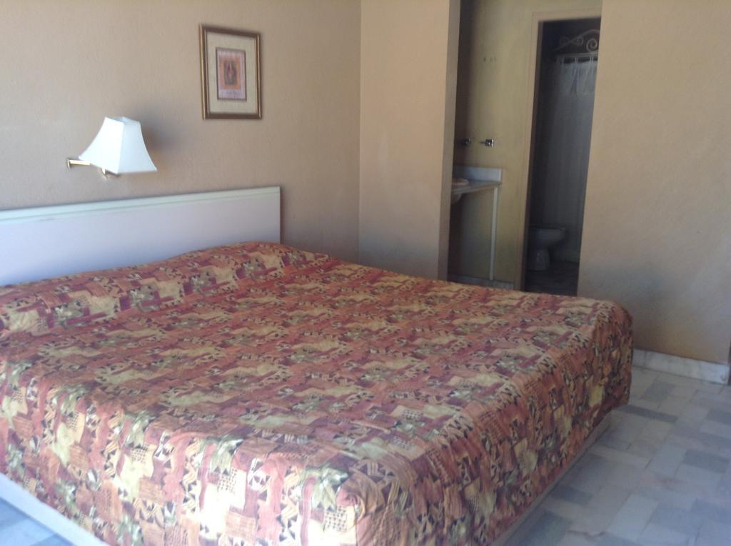 Los Jitos Hotel & Suites San Carlos Nuevo Guaymas Phòng bức ảnh